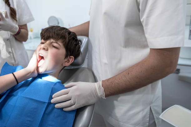 Best Weekend Emergency Dentist in Crystal Springs, MS